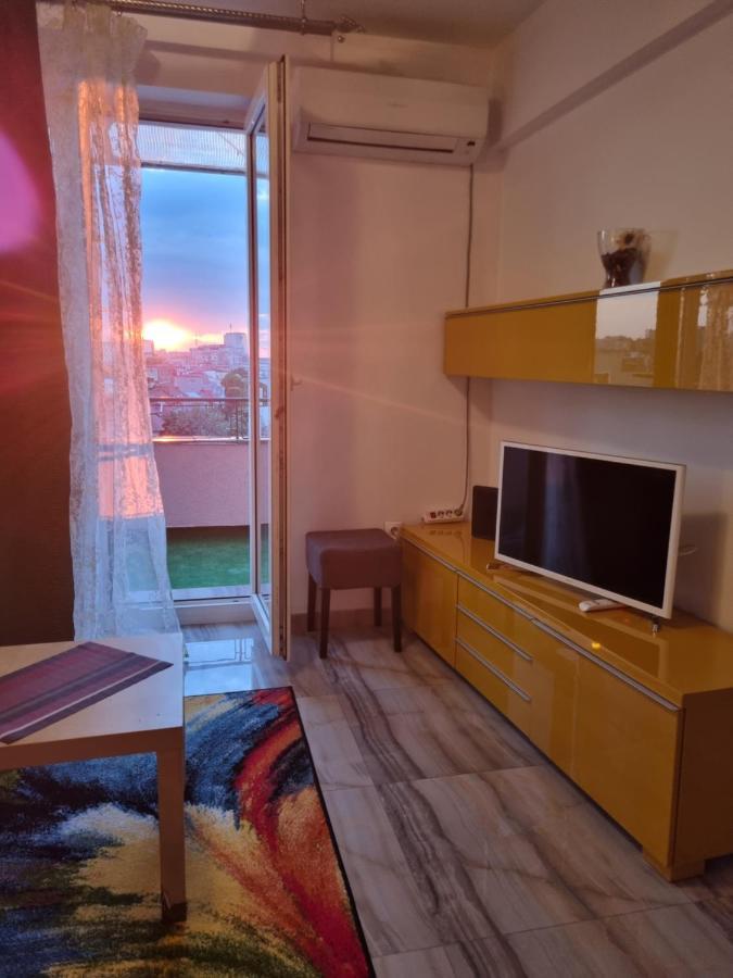 Golden Studio- Panoramic View With Terrace