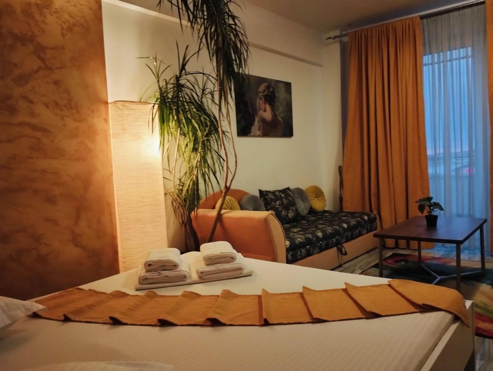 Golden Studio- Panoramic View With Terrace Bukarest