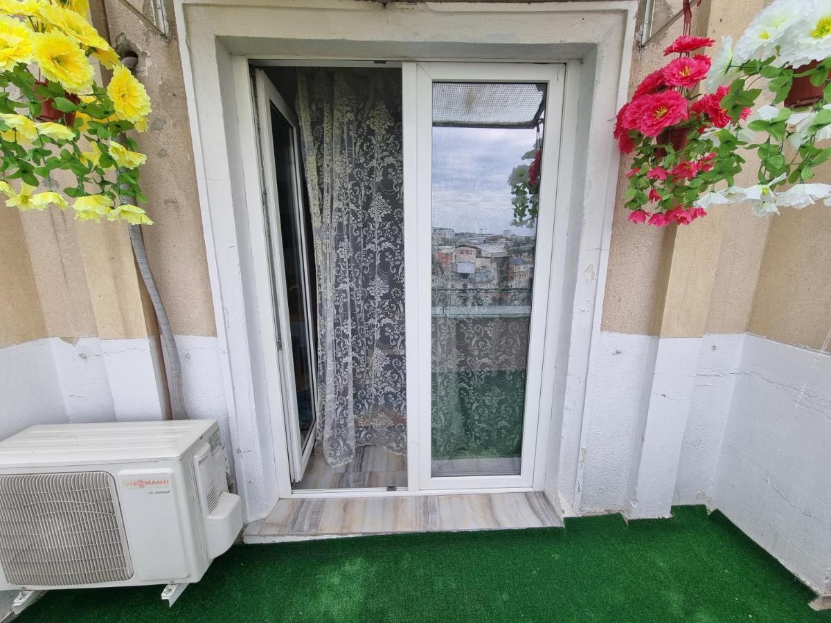 Golden Studio- Panoramic View With Terrace Apartment